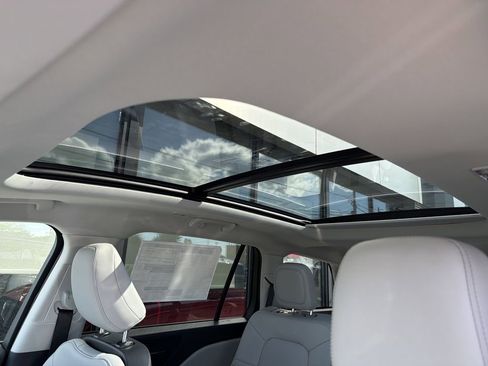 New 2026 Lincoln Aviator AWD image 11
