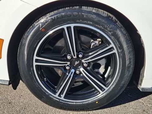 Used 2024 Ford Mustang Coupe RWD image 9