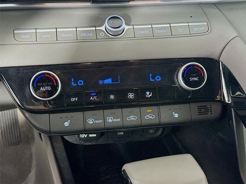 Certified 2023 Hyundai Elantra SEL w/ Convenience Package FWD image 17