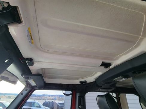 Used 2012 Jeep Wrangler Unlimited Sport image 23