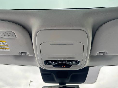 Used 2025 Lincoln Navigator Reserve AWD/4WD image 25