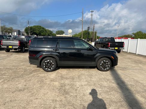 New 2026 Hyundai Santa Fe SEL FWD image 2
