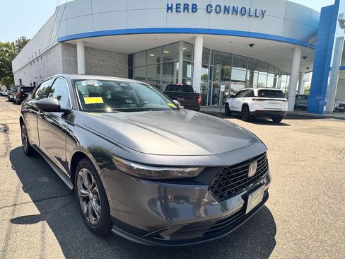 Used 2024 Honda Accord EX image 1