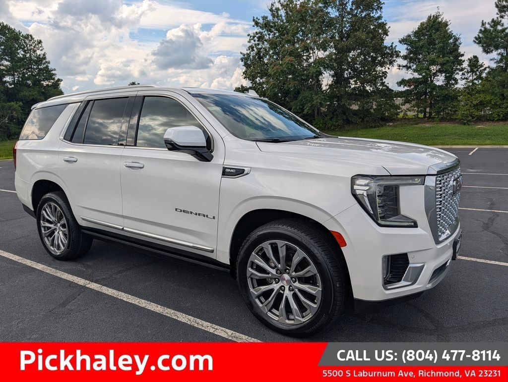 Used 2021 GMC Yukon Denali w/ Denali Premium Package AWD/4WD image 1