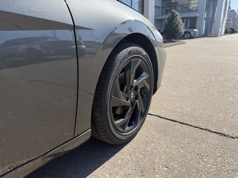 New 2026 Hyundai Elantra SEL Sport Premium image 15