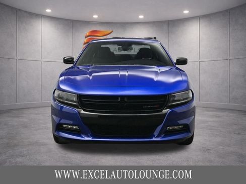 Used 2022 Dodge Charger SXT w/ Blacktop Package AWD/4WD image 12