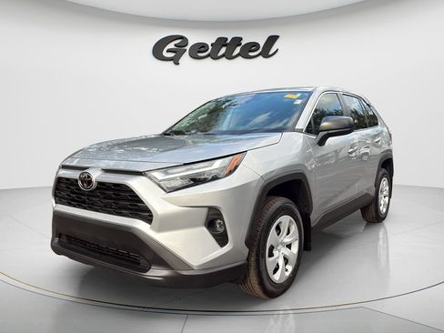 Used 2025 Toyota RAV4 LE FWD image 2