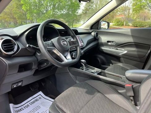 Used 2024 Nissan Kicks SV FWD image 10
