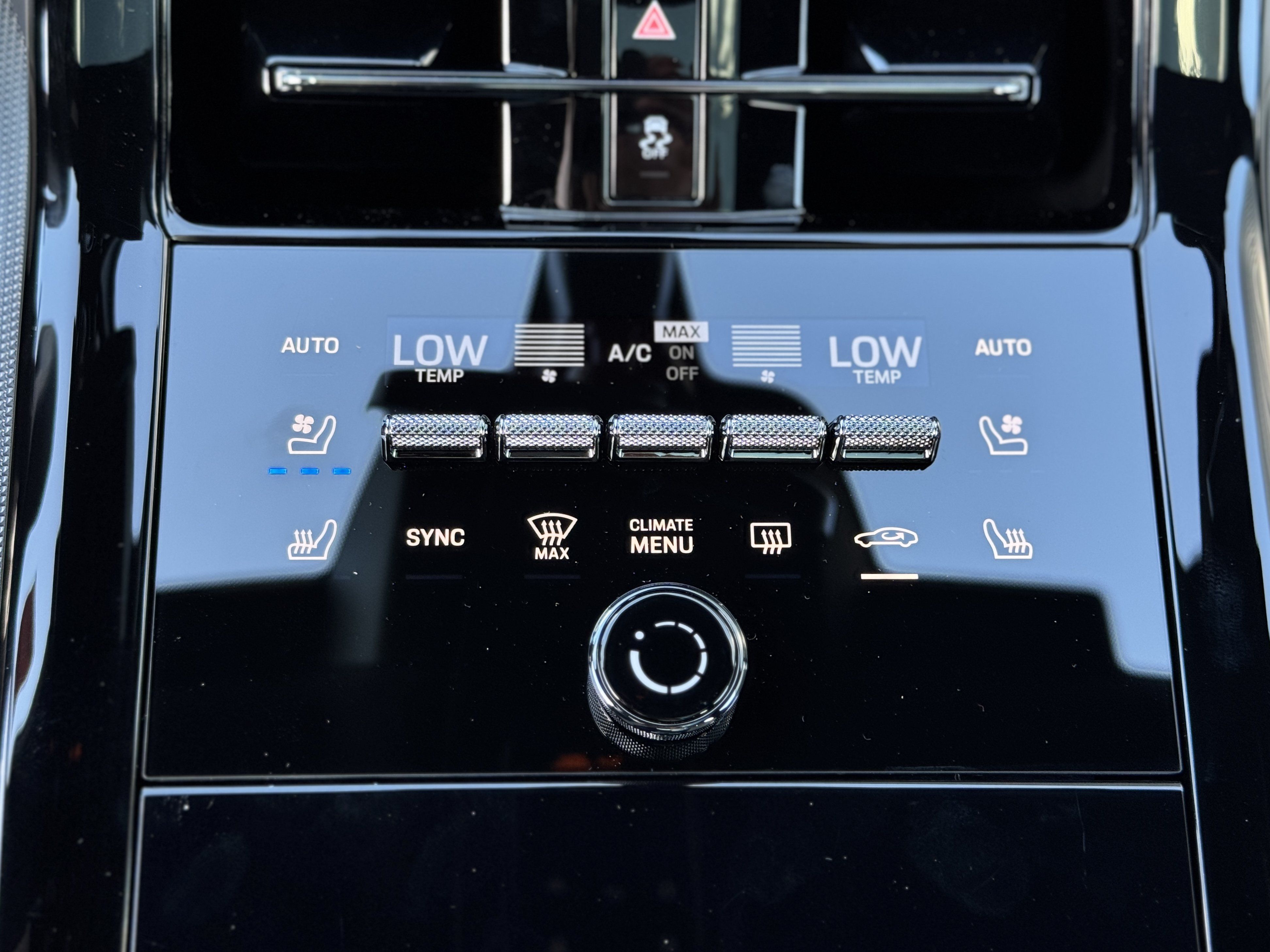 Certified 2025 Porsche Panamera 4 AWD/4WD image 22