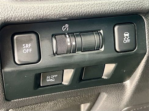 Used 2016 Subaru Crosstrek 2.0i Premium image 18