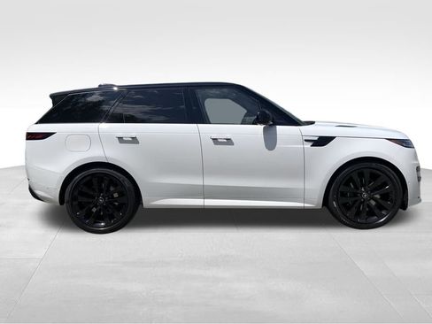 New 2025 Land Rover Range Rover Sport Dynamic SE image 4