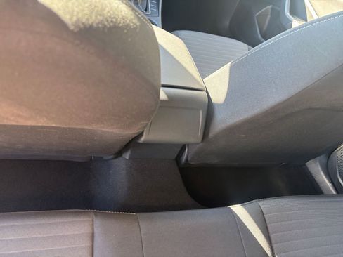 Used 2025 Volkswagen Jetta S image 23