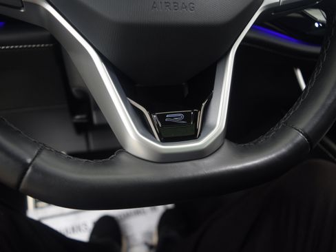 Used 2024 Volkswagen Atlas SEL Premium R-Line image 5