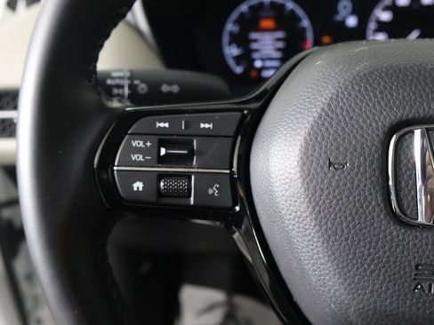 Used 2025 Honda HR-V EX-L image 39