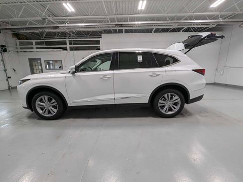 Certified 2023 Acura MDX SH-AWD image 9