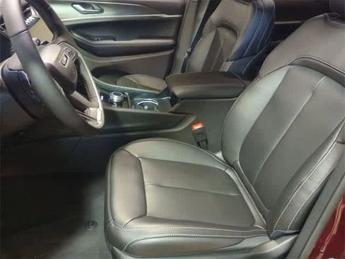 New 2025 Jeep Grand Cherokee Limited image 14