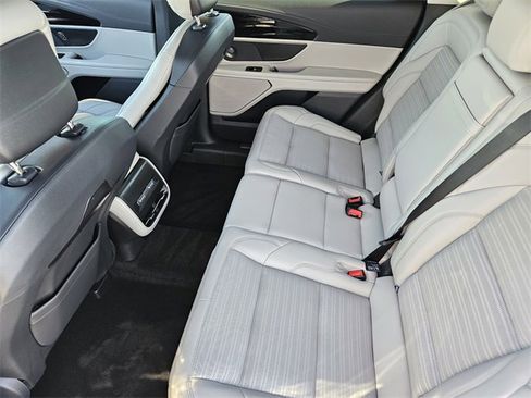 New 2026 Lincoln Nautilus Reserve image 28