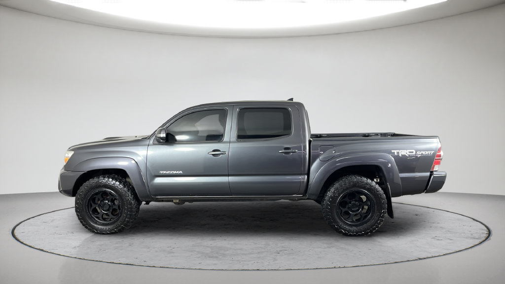Used 2015 Toyota Tacoma 4x4 Double Cab w/ TRD Sport Package image 12