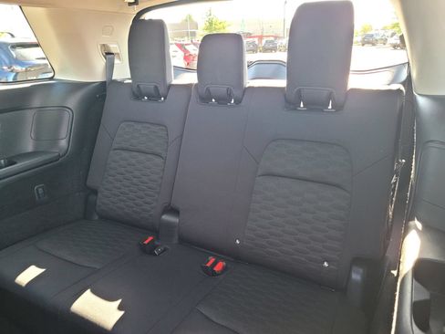 Used 2023 Nissan Pathfinder SV FWD image 16
