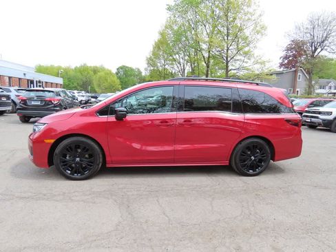 Certified 2025 Honda Odyssey Sport-L image 3