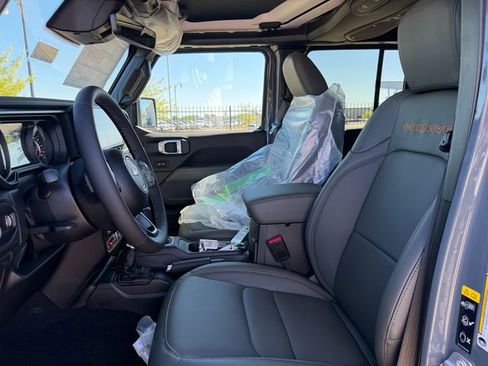 New 2026 Jeep Gladiator Mojave AWD/4WD image 14