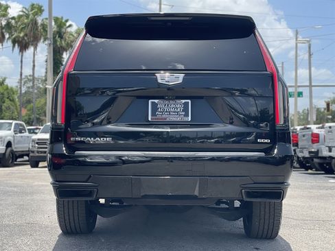 Used 2021 Cadillac Escalade ESV Sport w/ Driver Assist Tech Package AWD/4WD image 9