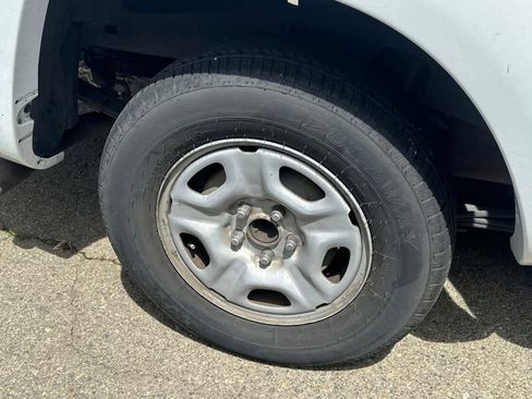 Used 2013 Toyota Tacoma 2WD Double Cab w/ SR5 Pkg image 17