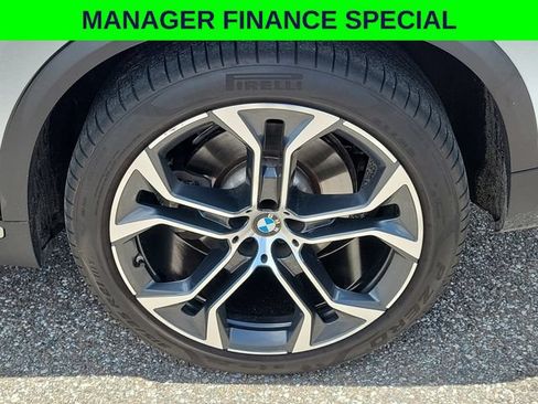 Used 2023 BMW X5 xDrive40i AWD/4WD image 7