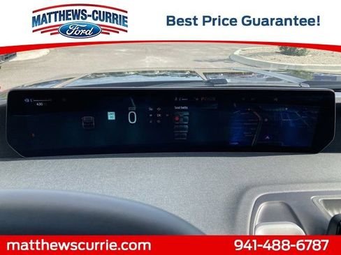 New 2025 Ford Expedition Active image 18