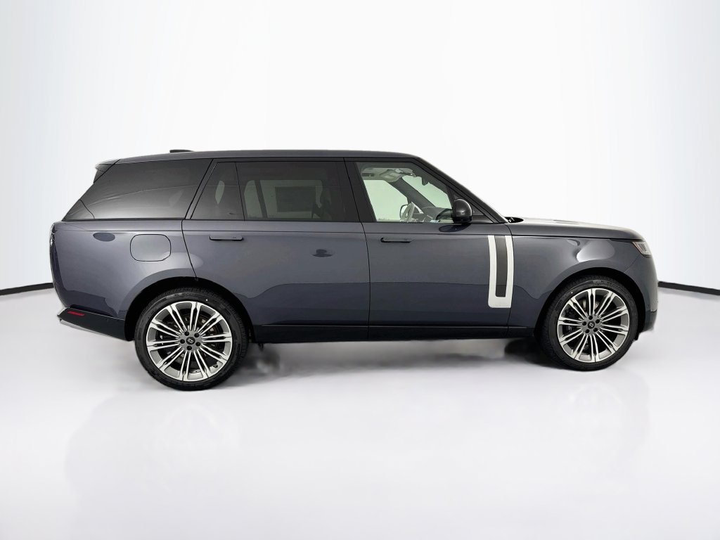 New 2027 Land Rover Range Rover Long Wheelbase Autobiography AWD/4WD image 4