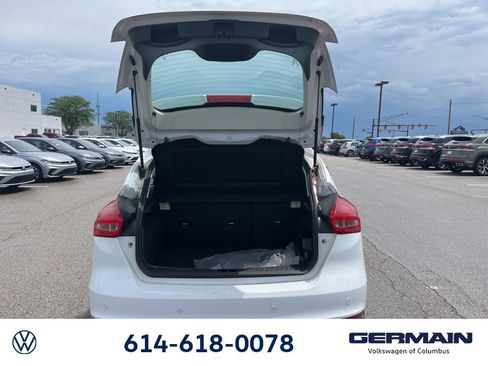 Used 2018 Ford Focus SEL w/ Cold Weather Package FWD image 13