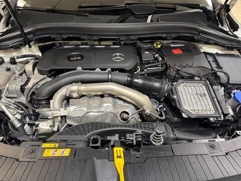 Used 2025 Mercedes-Benz GLA 250 image 26