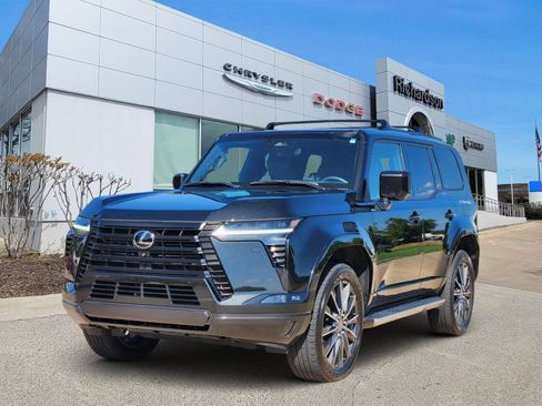 Used 2024 Lexus GX 550 w/ Accessory Package (Z1) AWD/4WD image 2