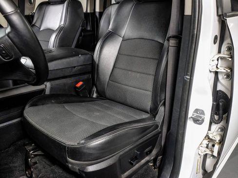 Used 2016 RAM 1500 Sport w/ Convenience Group AWD/4WD image 28