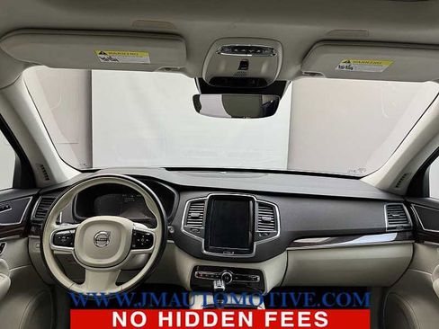 Used 2019 Volvo XC90 T6 Momentum w/ Advanced Package image 12
