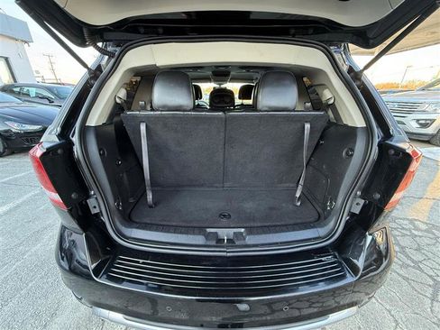 Used 2018 Dodge Journey Crossroad w/ Driver Convenience Group image 23