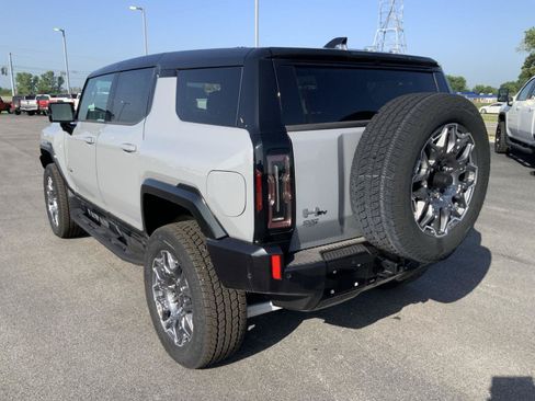 New 2025 GMC Hummer EV 3X AWD/4WD image 9
