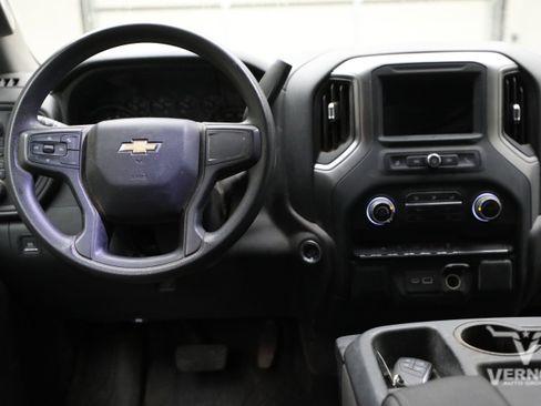 Used 2025 Chevrolet Silverado 1500 Custom AWD/4WD image 8
