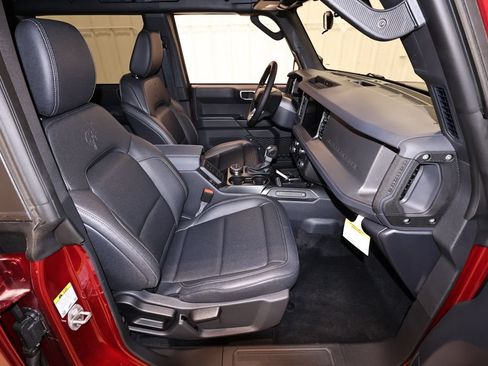 New 2026 Ford Bronco Big Bend w/ Black Appearance Package AWD/4WD image 13
