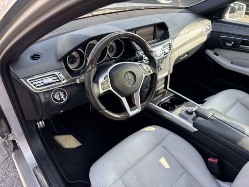 Used 2016 Mercedes-Benz E 350 Sedan image 19