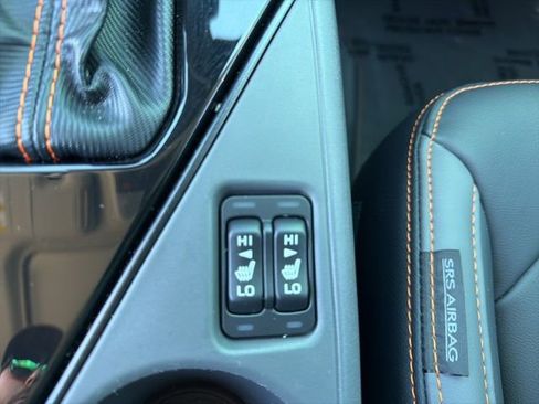 Used 2025 Subaru Crosstrek 2.5i Limited w/ Crosstrek Mirror Package image 30