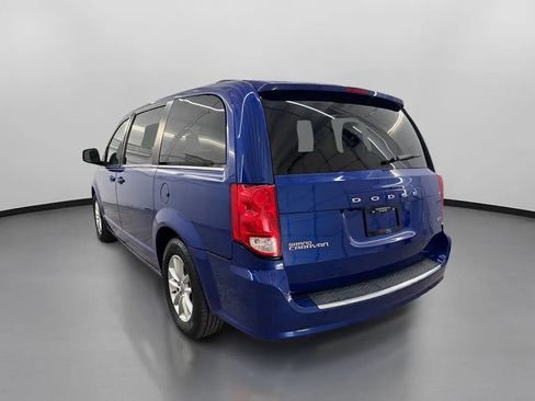 Used 2020 Dodge Grand Caravan SXT FWD image 7