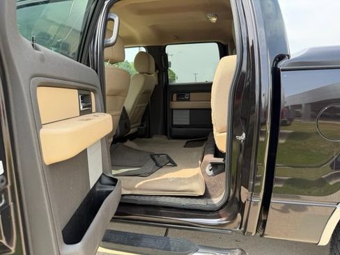 Used 2014 Ford F150 XLT w/ Equipment Group 302A Luxury AWD/4WD image 14