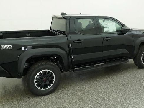New 2026 Toyota Tacoma TRD Off-Road AWD/4WD image 10