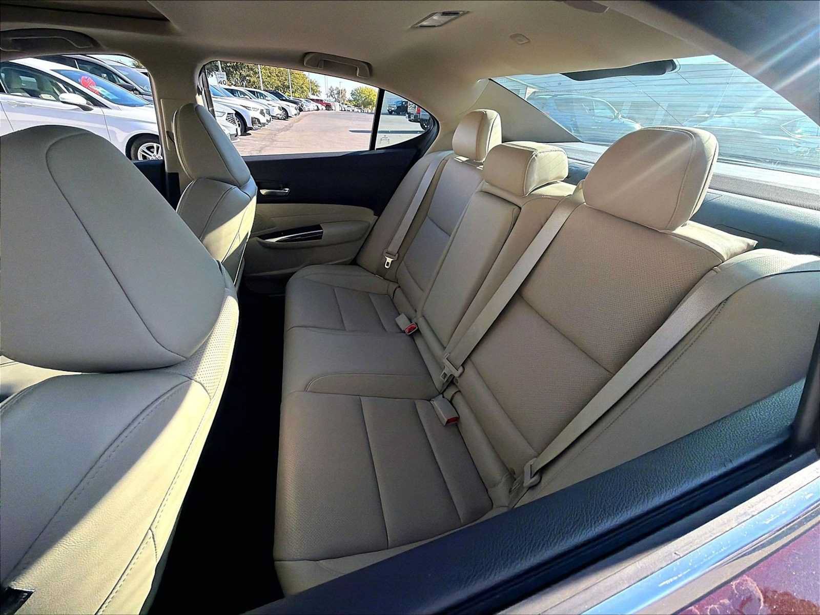Used 2015 Acura TLX w/ Technology Package FWD image 29