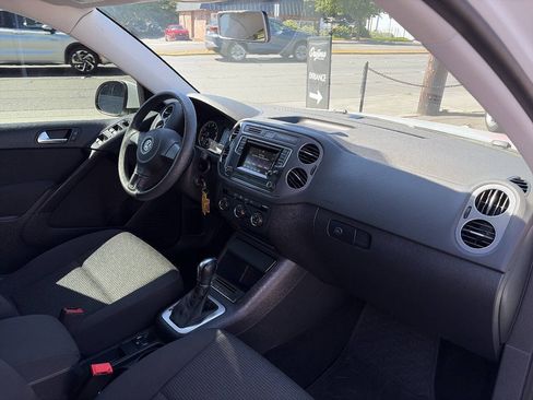 Used 2017 Volkswagen Tiguan S AWD/4WD image 22