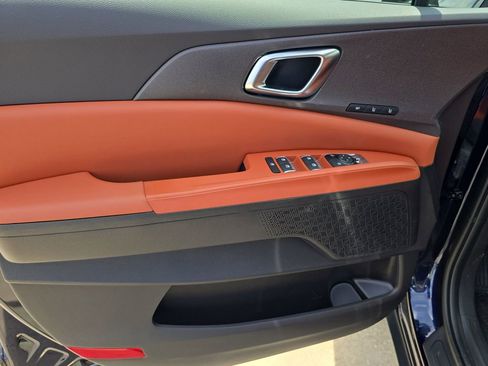 New 2026 Kia Carnival EX FWD image 19