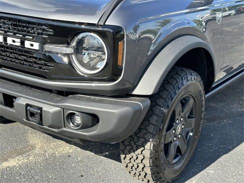 Used 2025 Ford Bronco Big Bend w/ Black Diamond Package image 8