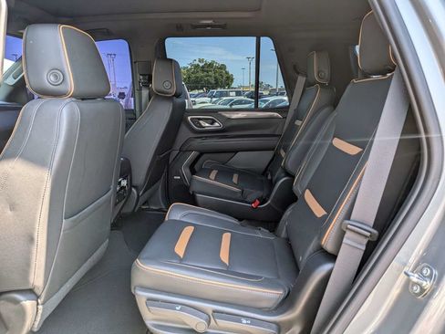 Used 2023 GMC Yukon AT4 AWD/4WD image 18