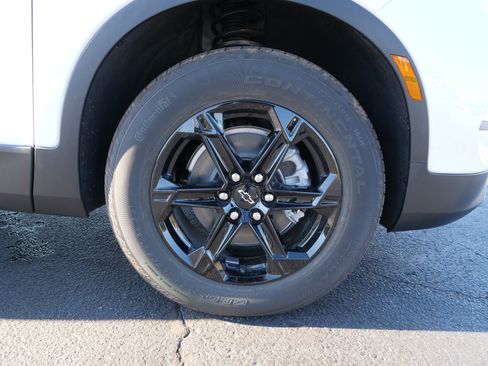 New 2025 Chevrolet Blazer LT image 10